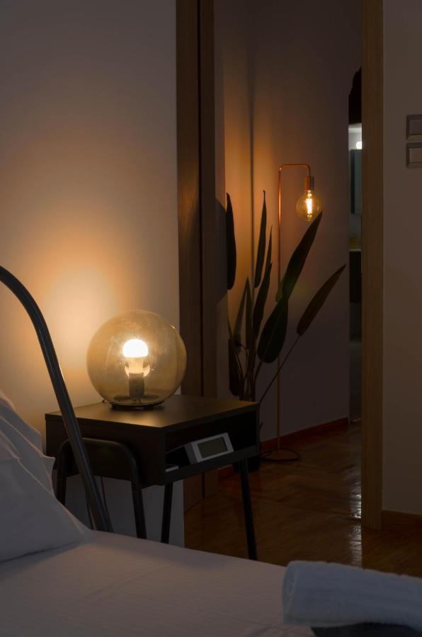 Adorable 2 Bedroom Apartment Close To Ancient Athens City Center Bagian luar foto